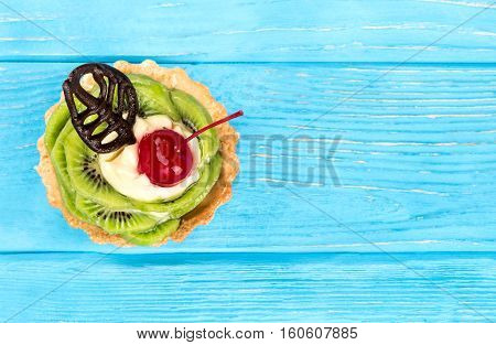 Tart With Kiwi