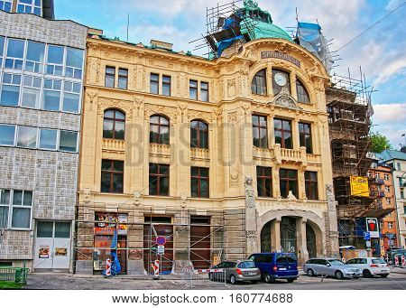 Bank Sparkasse In Promenade In Karlovy Vary