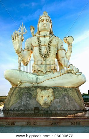 Stor staty av Indiens Gud Shiva, Indien