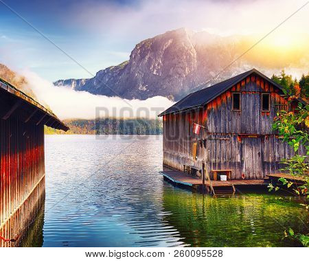 Misty And Sunny Morning On Altaussee Village. Sunny Autumn Scene In The Morning. Location: Resort Vi
