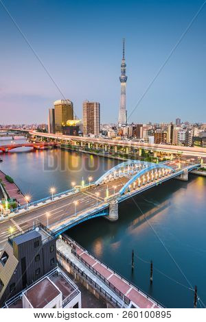 Tokyo, Japan Sumida River skyline at dusk.