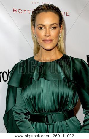 Peta Murgatroyd arrives at the 9th Annual Face Forward Gala at the Beverly Wilshire Hotel in Beverly Hills, CA on Sept. 22, 2018.