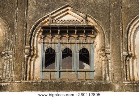 Beautiful Chajja Window Of The Entarnce To Tomb Of Ali Barid Shah, Bidar, Karnataka, India