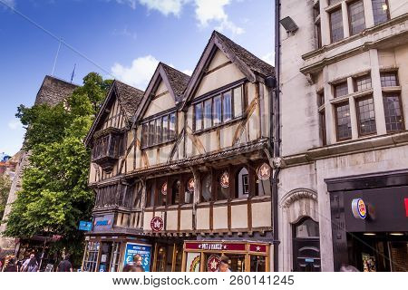 Oxford, Uk - June 08, 2015: Cornmarket Street, Or Just Cornmarket As It Is Known In The City, Is Oxf