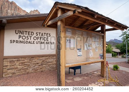 July 18 2018 - Springdale, Utah: United States Post Office (usps) In Springdale Utah 84767 Outside O