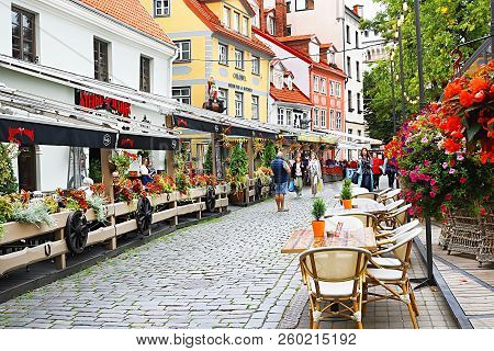 Riga, Latvia - August 29, 2018: Restaurants And Colorful Buildings On Meistaru Street In Old Town
