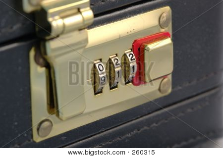 Serrure à combinaison porte-documents