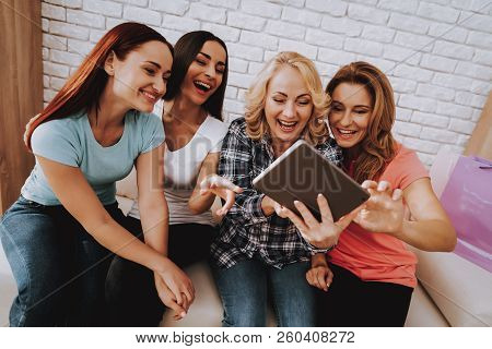 Women And Selfie In Room. Holiday With Family. Lady Celebrate 8 March With Family. Love In Springtim
