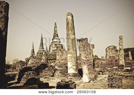 วัดในอยุธยา (สีย้อนยุค)