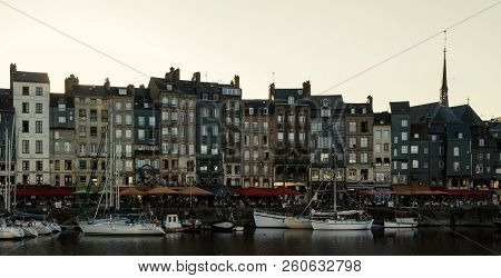 Honfleur, France - 2018.
Scenic View Of The Honfleur Harbour In Normandy, France.
Color Houses And T