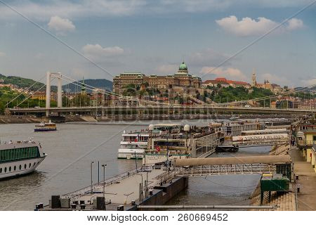 Editorial, Bank Of River Danube  With Trams In Budapest, Hungary