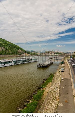 Editorial, Bank Of River Danube  With Trams In Budapest, Hungary
