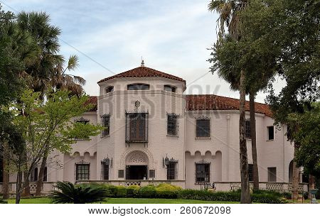 San Antonio, Texas - September 22, 2018: Mcnay Art Museum In San Antonio, Texas, The First Modern Ar
