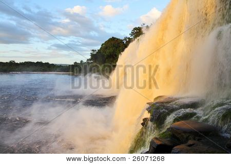 Wasserfall bei Canaima-Nationalpark, Venezuela