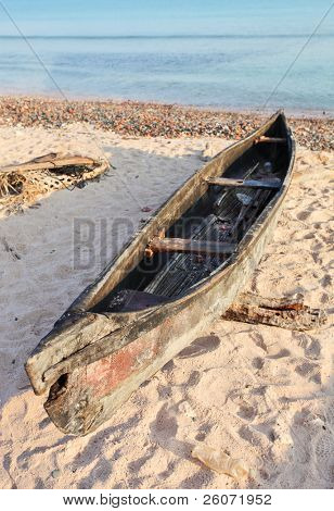 Huri เรือประมงแบบดั้งเดิมบนเกาะหาด Socotra