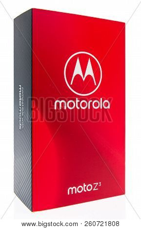 Winneconne, Wi - 26 September 2018: A Box Of Motorola New Moto Z3 Of The Motorola Logo On An Isolate