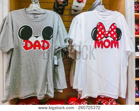 Orlando, Usa - May 10, 2018: The Colorful T-shirts At Disney Store Indoor Shopping Mall Orlando Prem