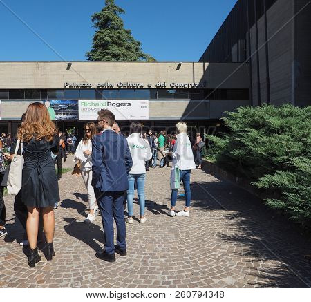 Palazzo Della Cultura E Dei Congressi In Bologna
