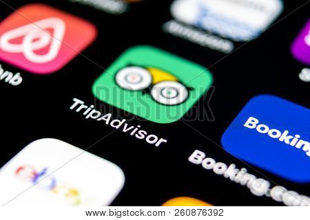 Sankt-petersburg, Russia, September 30: Tripadvisor Application Icon On Apple Iphone X Screen Close-