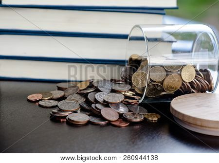 Money Saving Money Saving Ideas Save Money, Preset Ideas By Hand, Put Money In The Money Stack Busin