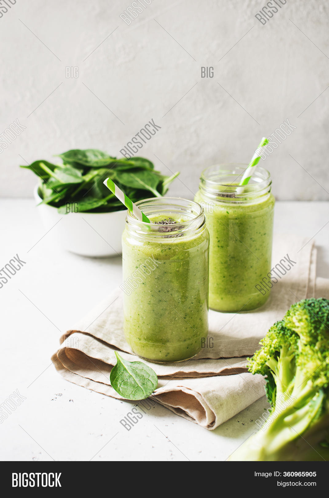 Green Smoothie Glass Image & Photo (Free Trial) Bigstock
