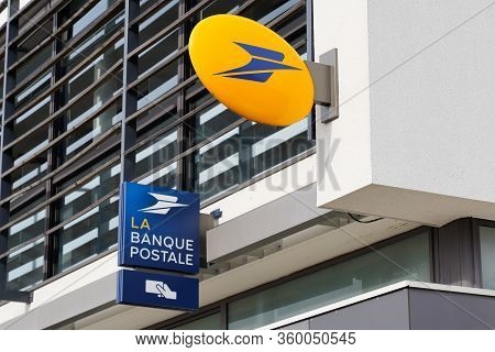 Bordeaux , Aquitaine / France - 10 28 2019 : La Poste Banque Postale Store French Post Logo Bank On 