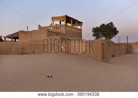 View Of M'hamid El Ghizlane Or Lamhamid Ghozlane.