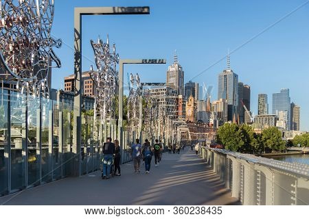 Melbourne, Australia - December 4: Sandridge Footbridge In South Melbourne On December 4, 2018 In Me