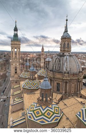 Aerial View Of Zaragoza Cityscape, And Vaults Of The Cathedral From The Tower Of Cathedral-basilica 