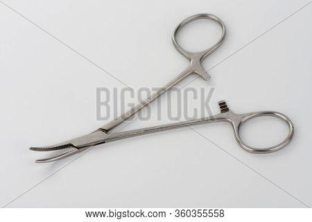 Mosquito Forceps , Hemostatic Forceps Designed For Controlling Bleeding And Handling Blood Vessels D