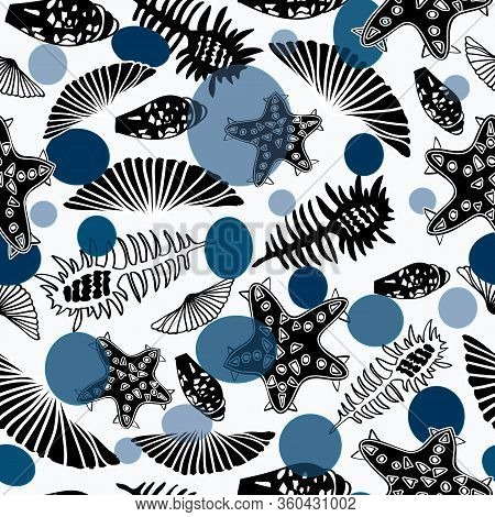 Seamless Pattern With Seashells And Starfishes. Marine White Background With Blue Bubbles, Dots, Tra