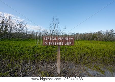 Coastal Prarie And Bayshore Loop Split Sign