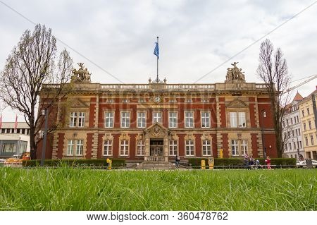 Gerlitz, Germany - April, 2019: The Building Of The City Post Office, A Monument Of Historic Archite
