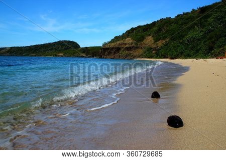 Fantastic Beach: Beautiful Day At The Beach On Fiji / Yasawa Islands