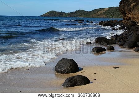 Beautiful Day At The Beach: Wonderful Beach Scenery On Fiji