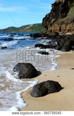 Beautiful Day At The Beach: Wonderful Beach Scenery On Fiji