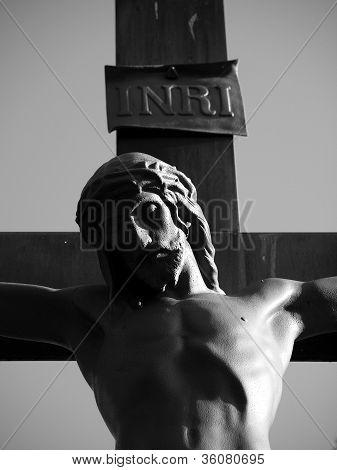 Ježíš Kristus král Židů; INRI;Nízké klíč