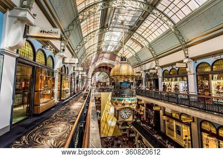 12th February 2020 In Sydney, Australia. A German Photographer Visiting The City Center, Taking Pict