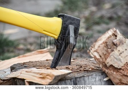 Ax Chopping Wood For Logs, Spring, Village