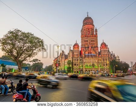 Running Taxis Near Bmc Municipal Building A Unesco World Heritage Site In Mumbai