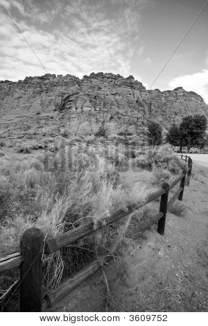 Trekking percorso In Snow Canyon con rotaie nell'immagine - Utah