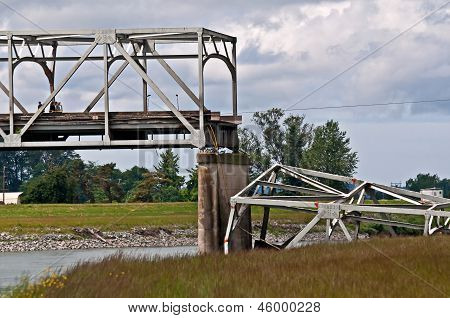 Contea di Skagit, Wa - 23 - crollo ponte di Skagit County I5 maggio