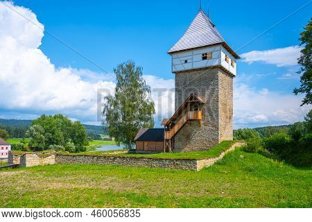 Ticha - Medieval Gothic Fortress With Renovated Tower Near Dolni Dvoriste In South Bohemia, Czech Re
