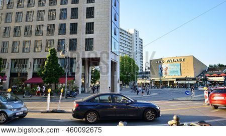 Berlin, Germany. 16 August 2022. A Bustling City, A Street Of A Great Metropolis.the Luxury Shopping