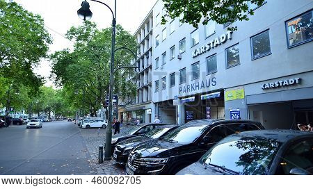 Berlin, Germany. 16 August 2022. A Bustling City, A Street Of A Great Metropolis.the Luxury Shopping