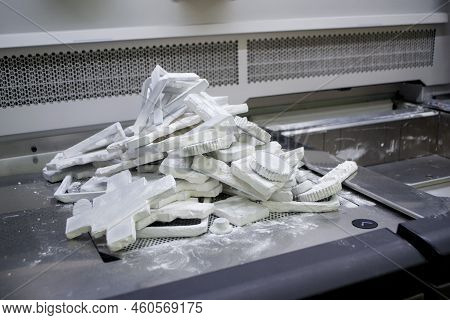 Detail Objects Printed On Powder 3d Printer And Covered White Polyamide Powder Close-up. Technology 