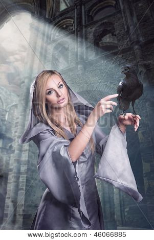 Bella signora con Raven