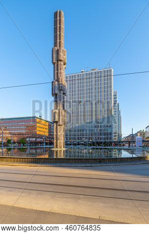 Stockholm, Sweden - June 11, 2022: Sergels Square, Swedish: Sergels Torg, With Sergel Fountain In Ci