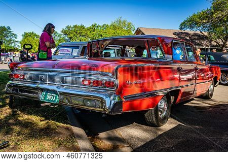 Falcon Heights, Mn - June 17, 2022: Low Perspective Rear Corner View Of A 1964 Mercury Montclair Bre
