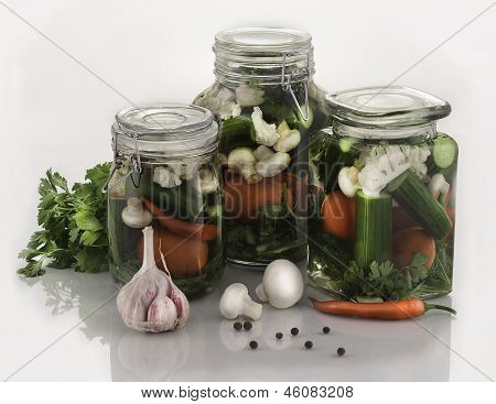 Sottaceti fatti in casa In vasetti